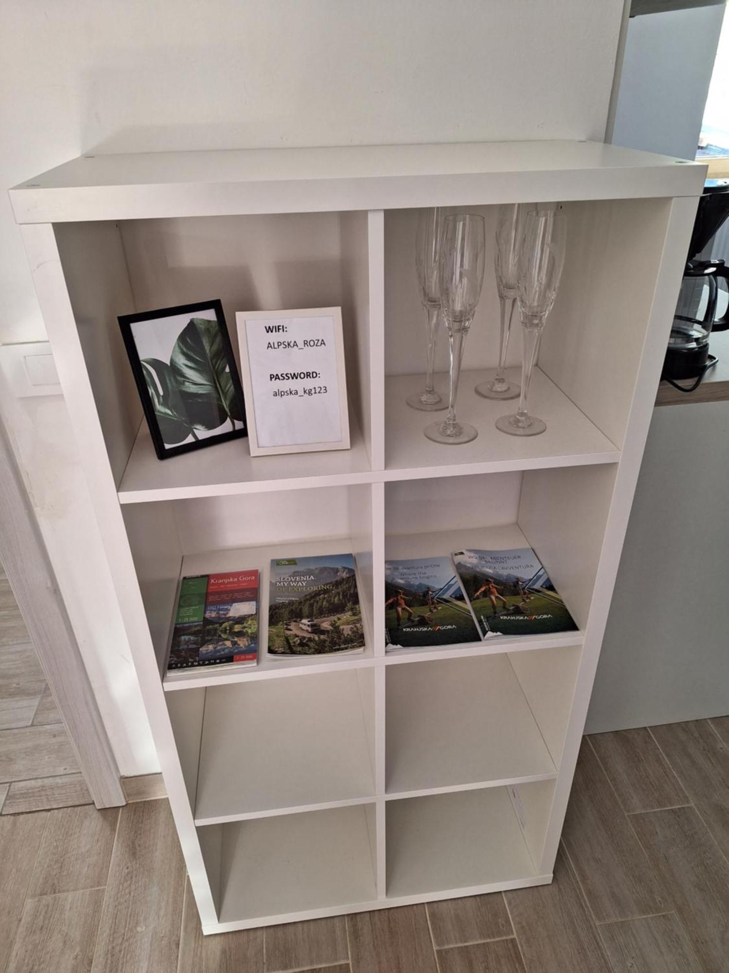 Alpska Roza Apartment ครานสกา โกรา ภายนอก รูปภาพ