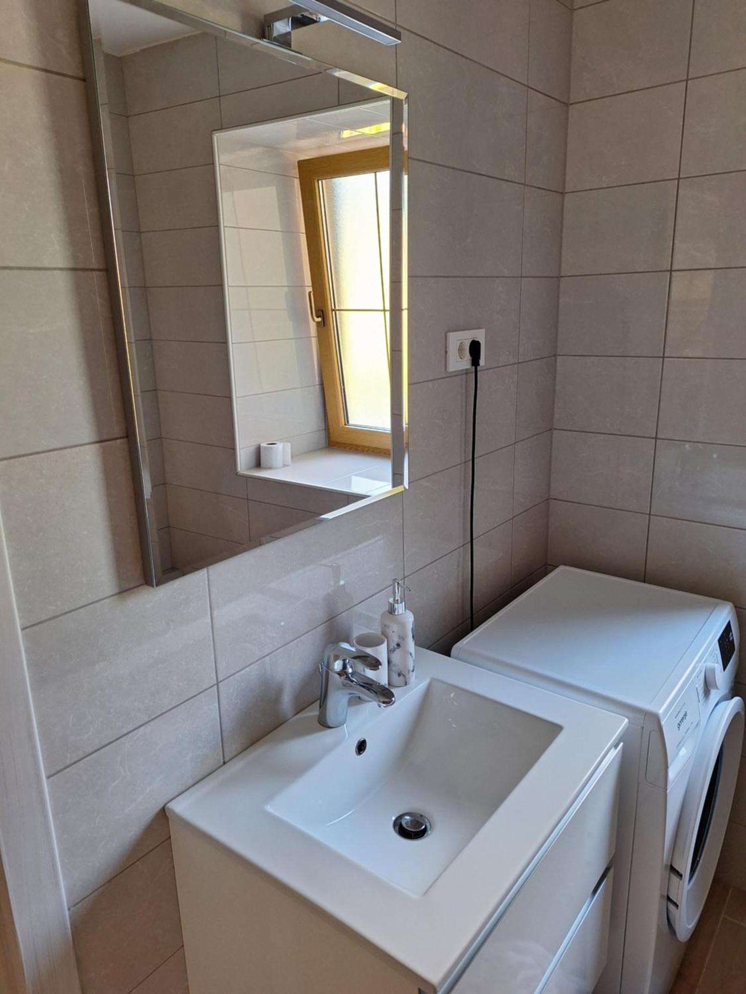 Alpska Roza Apartment ครานสกา โกรา ภายนอก รูปภาพ